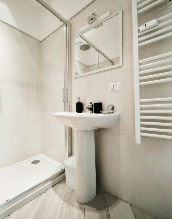 Centrale Elyon Apartment 米兰 外观 照片